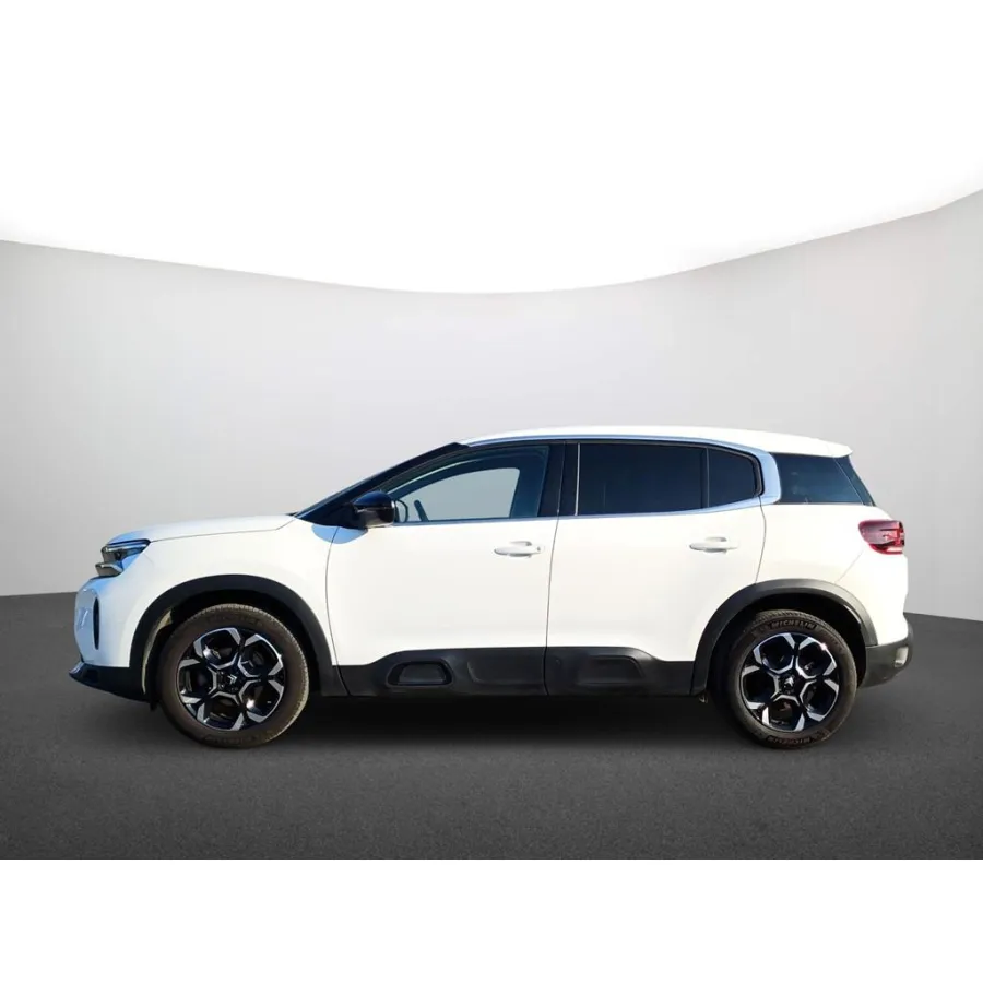 Citroën C5, 2023, МКПП, пробег 15618 км