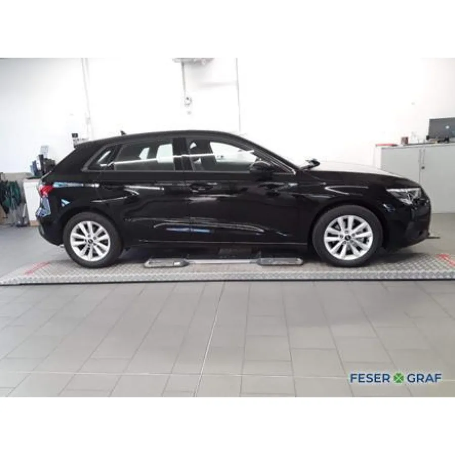 Audi A3, 2023, АКПП, пробег 28900 км