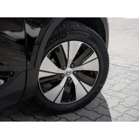 Volvo XC40, 2023, АКПП, пробег 31500 км