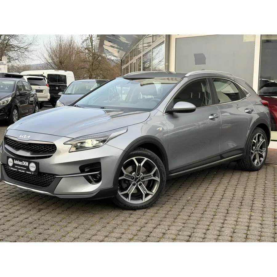 Kia XCeed, 2023, МКПП, пробег 83000 км