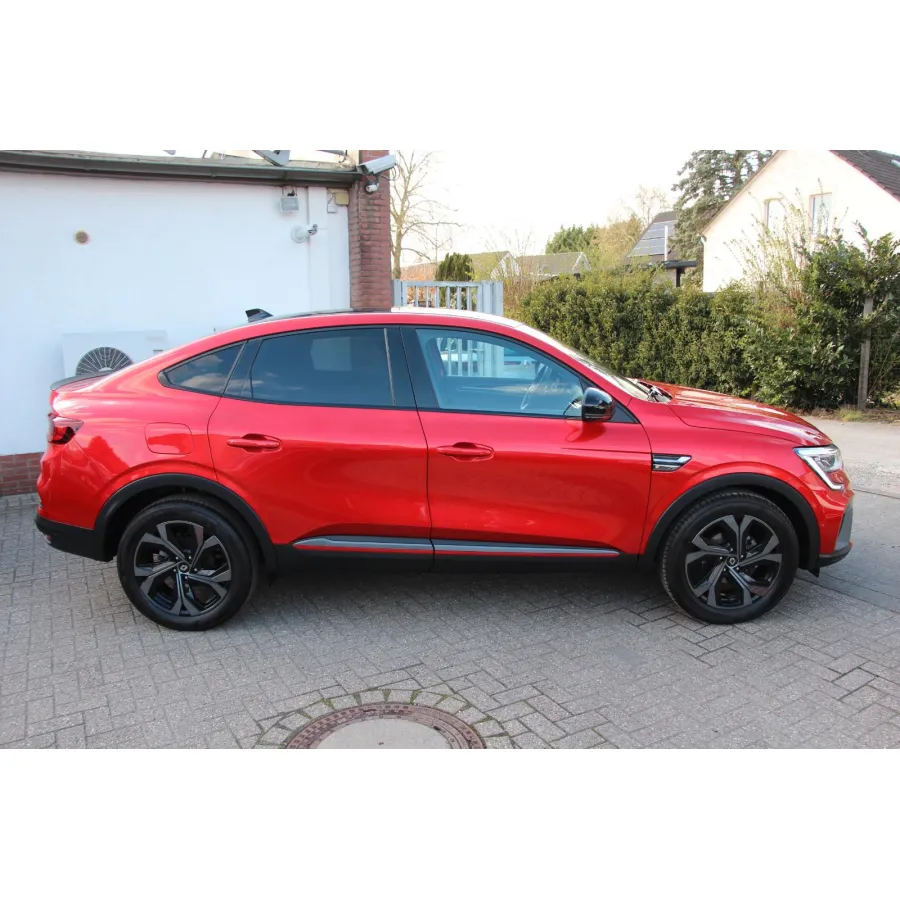 Renault Arkana, 2023, АКПП, пробег 18460 км