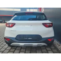 Kia Stonic, 2023, МКПП, пробег 95000 км