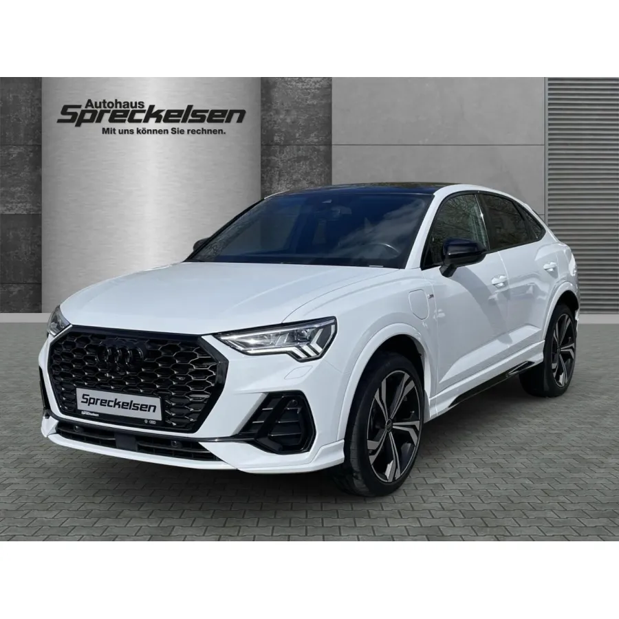 Audi Q3, 2023, АКПП, пробег 55250 км