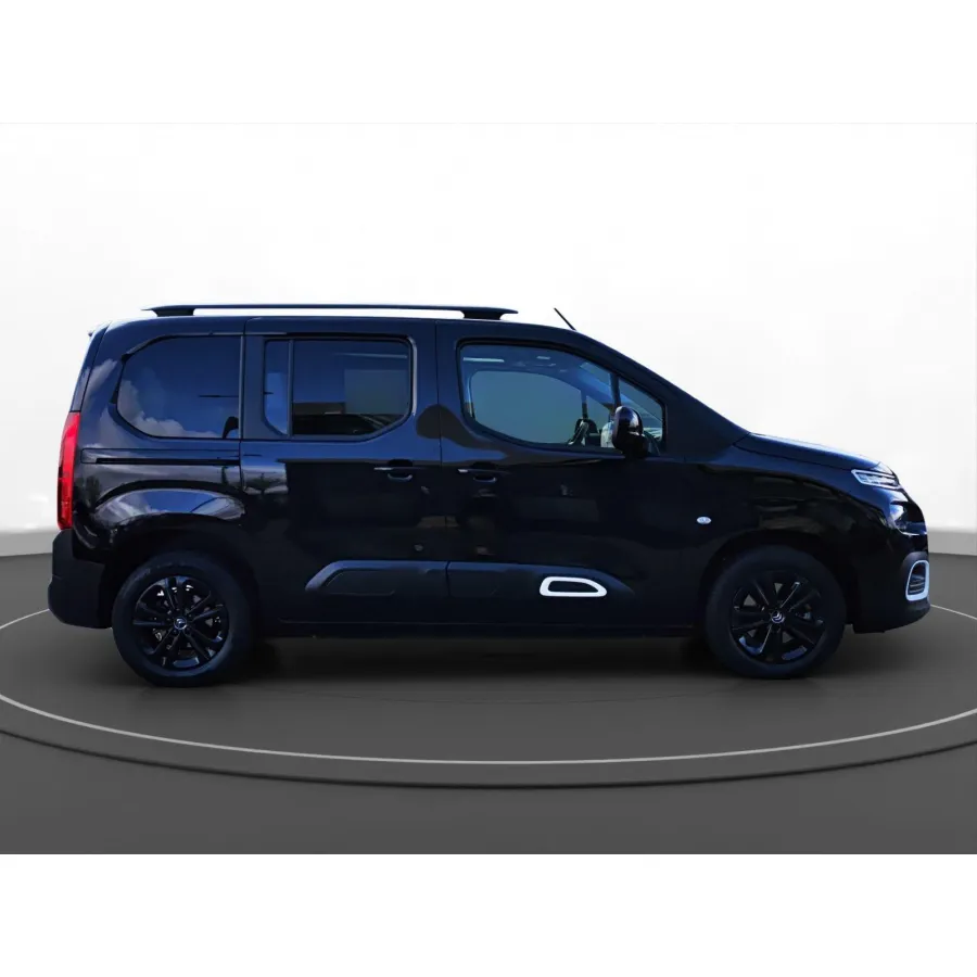 Citroën Berlingo, 2023, МКПП, пробег 29750 км