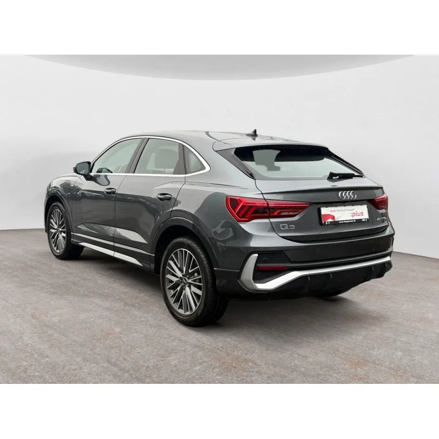 Audi Q3, 2022, АКПП, пробег 54984 км