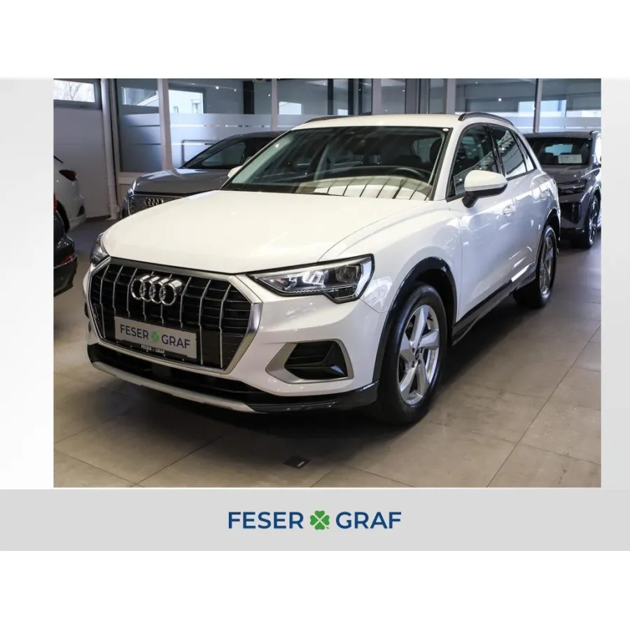 Audi Q3, 2023, АКПП, пробег 40450 км
