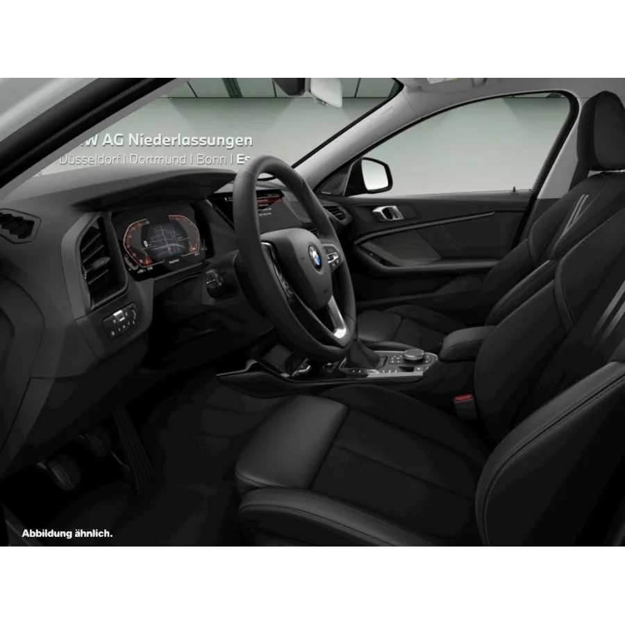 BMW 118, 2023, МКПП, пробег 19315 км