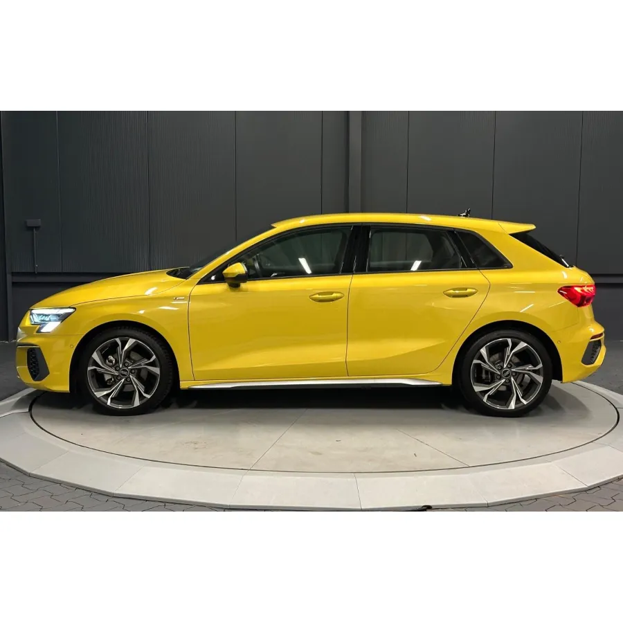 Audi A3, 2023, АКПП, пробег 18000 км