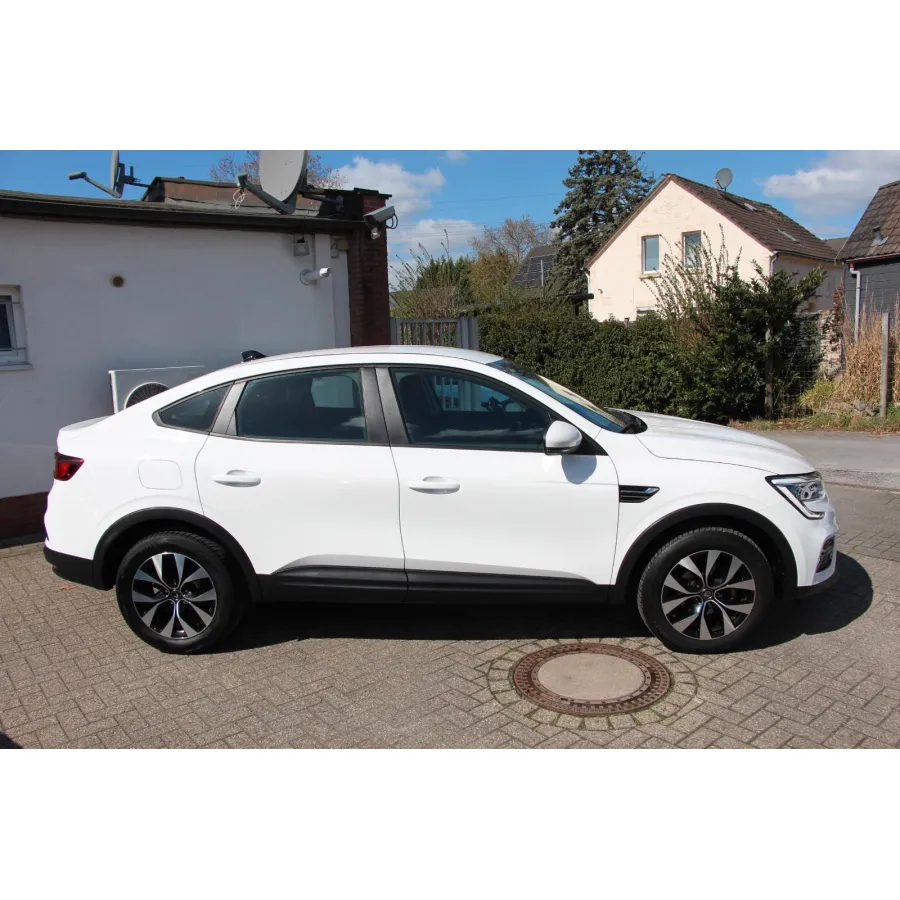 Renault Arkana, 2023, АКПП, пробег 47735 км