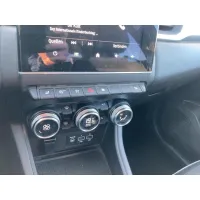 Renault Captur, 2023, МКПП, пробег 22272 км