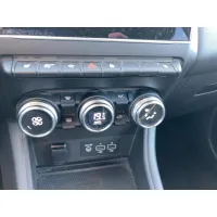 Renault Captur, 2023, МКПП, пробег 22272 км