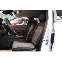 Renault Clio, 2023, МКПП, пробег 83240 км