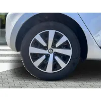 Renault Clio, 2023, МКПП, пробег 27200 км