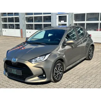 Toyota Yaris, 2023, АКПП, пробег 59000 км