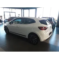 Renault Clio, 2023, МКПП, пробег 20800 км