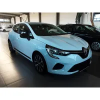 Renault Clio, 2023, МКПП, пробег 20800 км