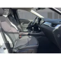 Renault Captur, 2023, МКПП, пробег 8734 км