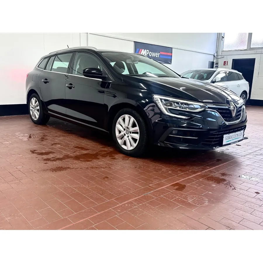 Renault Megane, 2023, МКПП, пробег 75600 км