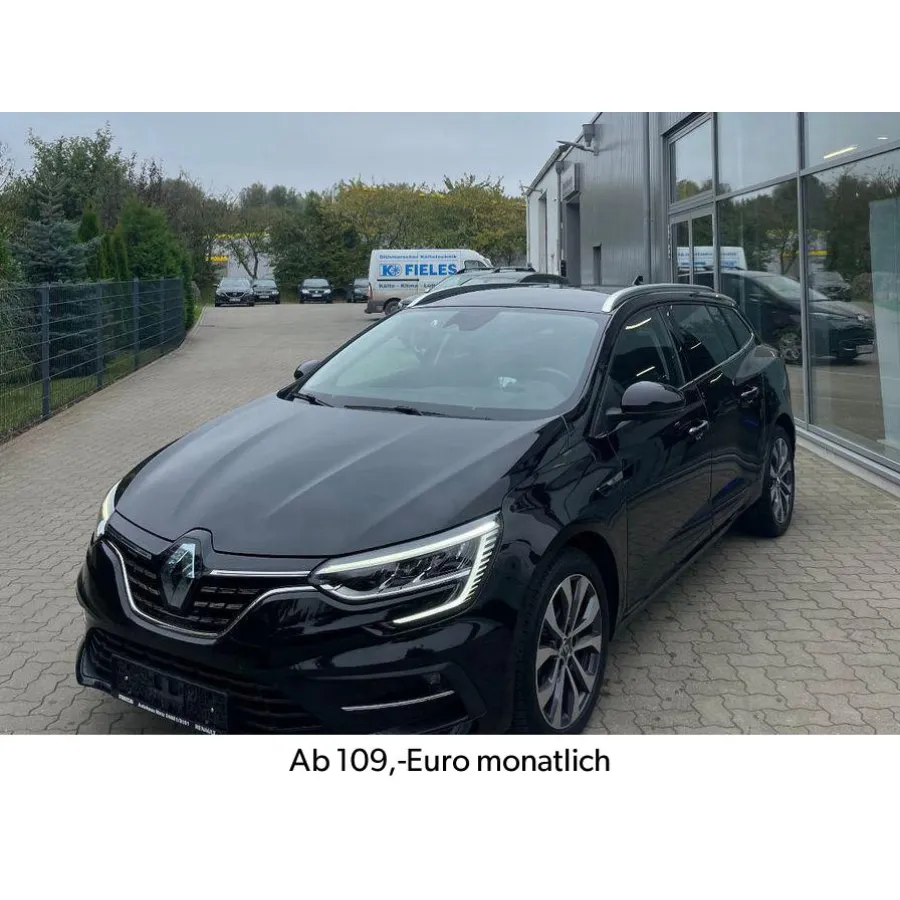 Renault Megane, 2022, МКПП, пробег 9818 км