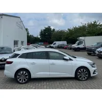 Renault Megane, 2022, МКПП, пробег 26356 км