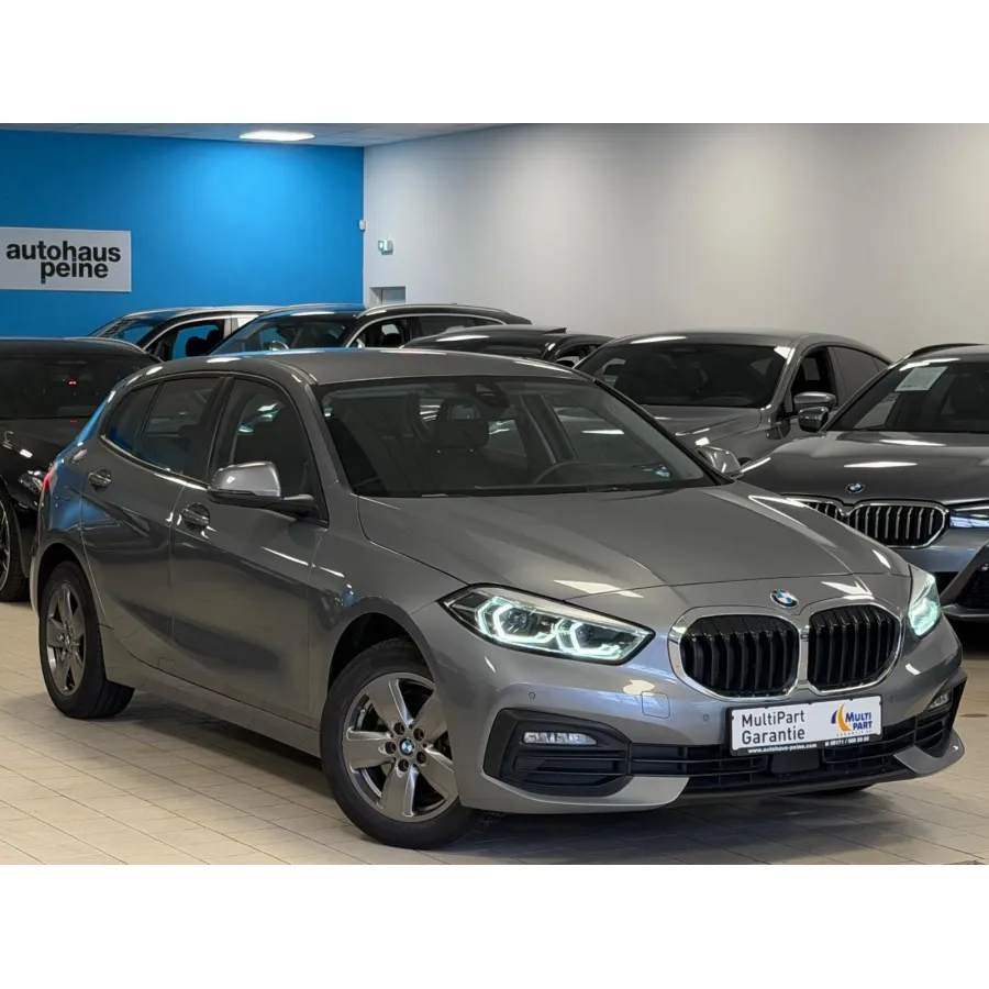 BMW 118, 2022, МКПП, пробег 67610 км