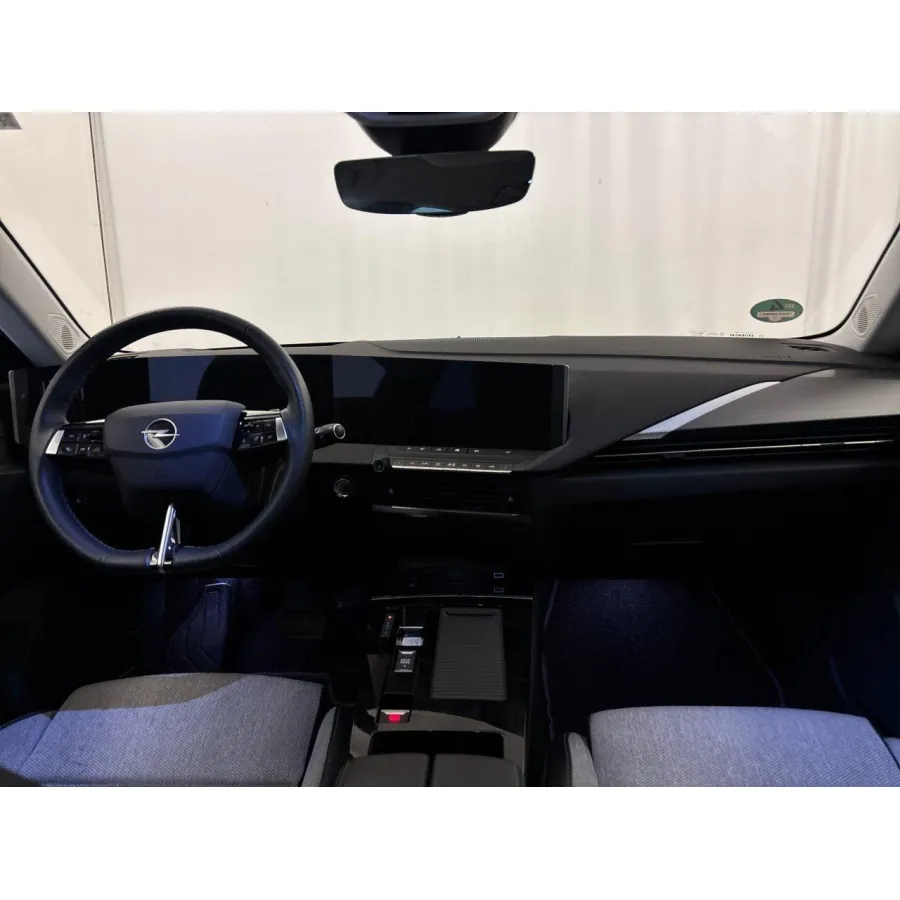 Opel Astra, 2023, АКПП, пробег 42566 км