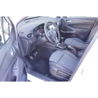 Opel Crossland, 2023, МКПП, пробег 40000 км