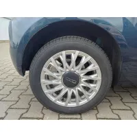 Fiat 500, 2023, МКПП, пробег 12749 км