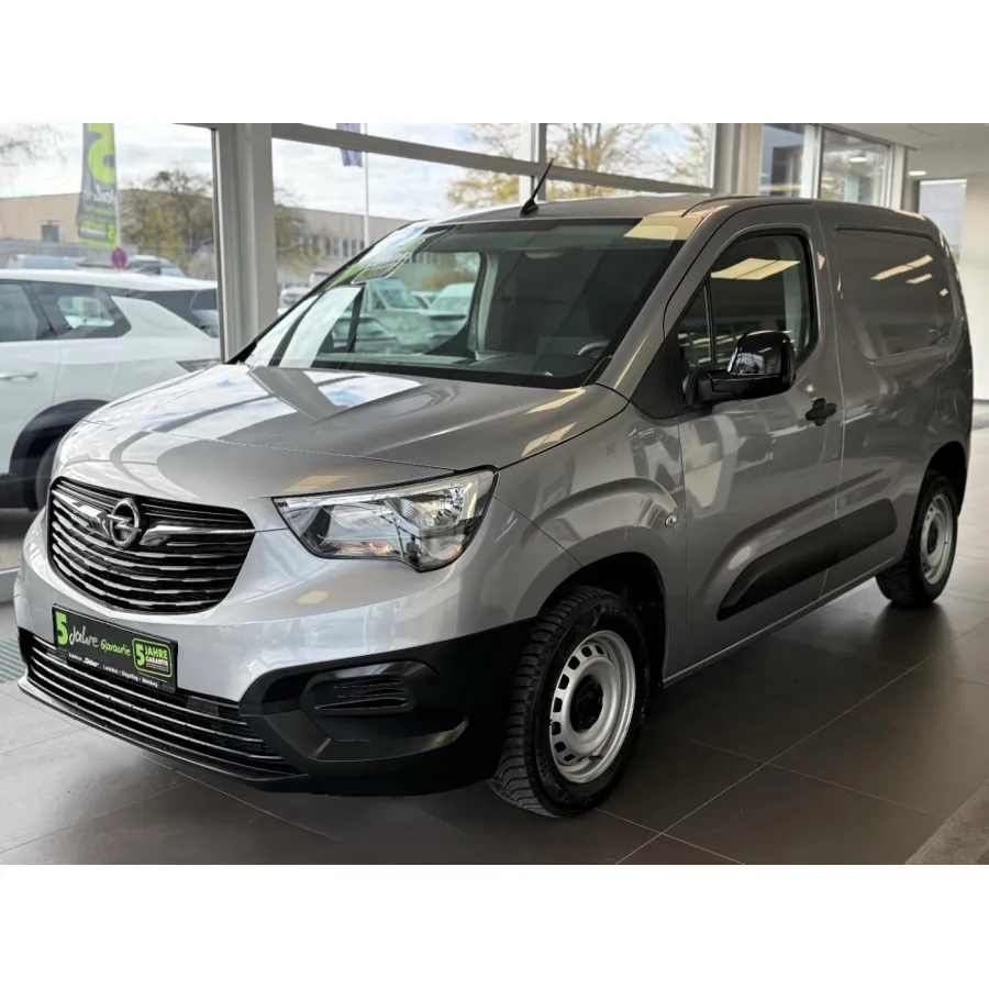 Opel Combo, 2023, МКПП, пробег 24766 км