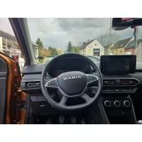 Dacia Sandero, 2023, МКПП, пробег 42440 км