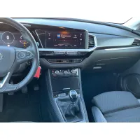 Opel Grandland, 2022, МКПП, пробег 14722 км