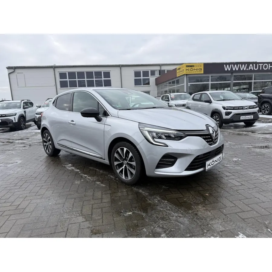 Renault Clio, 2023, МКПП, пробег 70428 км