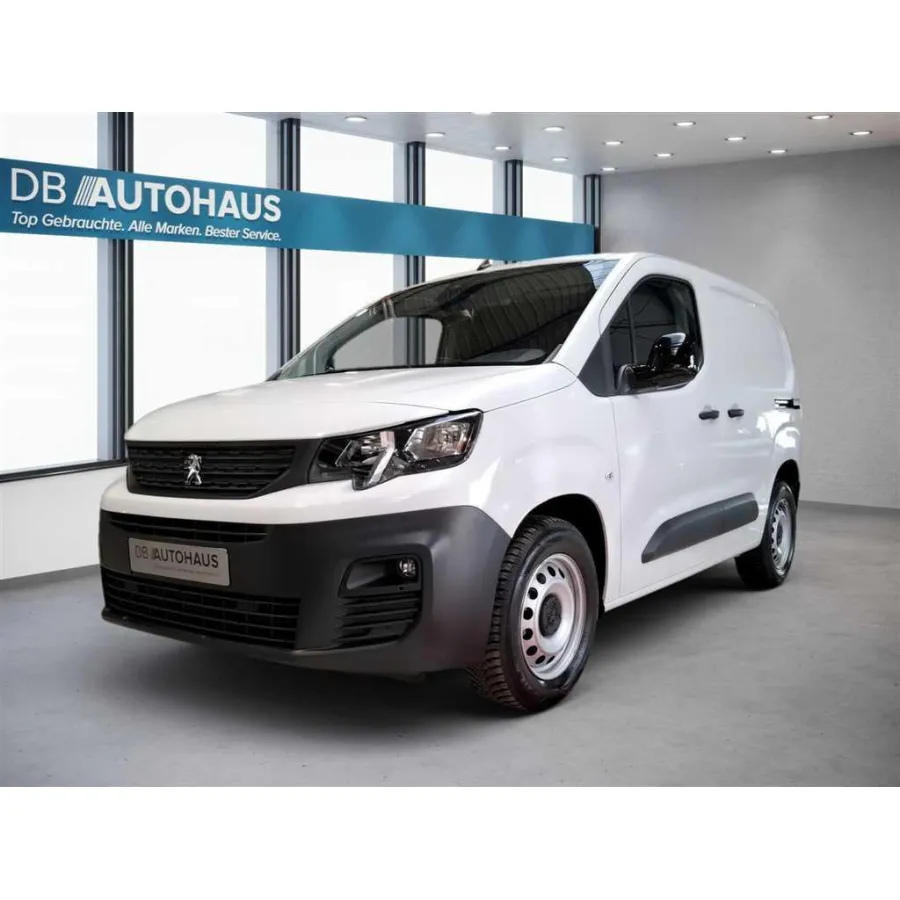 Peugeot Partner, 2023, МКПП, пробег 15800 км