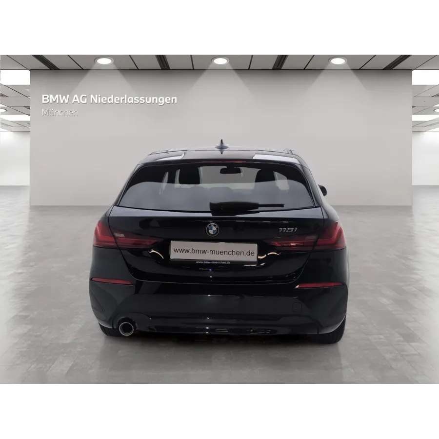 BMW 118, 2023, АКПП, пробег 52923 км