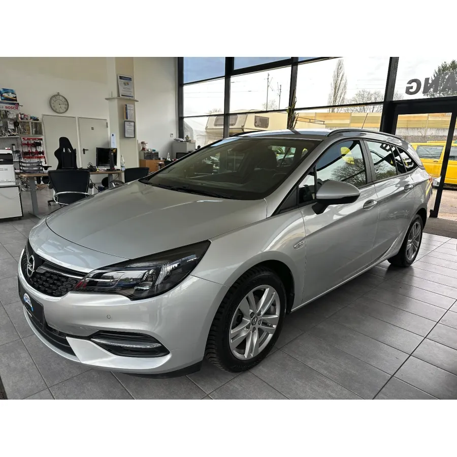 Opel Astra, 2021, МКПП, пробег 50000 км