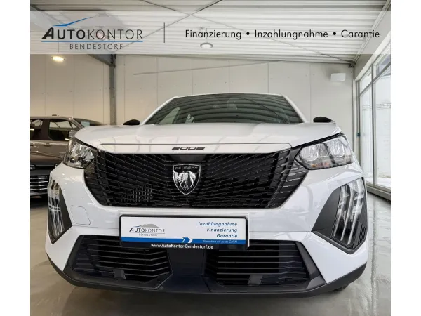 Peugeot 2008, 2023, МКПП, пробег 10631 км