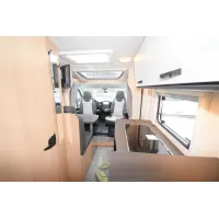 Автодом Sunlight V, 2023, МКПП, пробег 9170 км