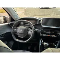 Peugeot 208, 2021, МКПП, пробег 98942 км