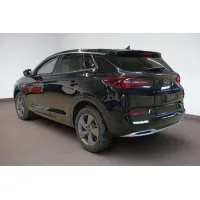 Opel Grandland, 2023, МКПП, пробег 14250 км