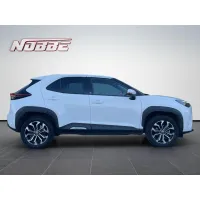 Toyota Yaris, 2023, АКПП, пробег 14500 км