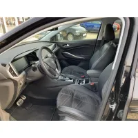 Opel Grandland, 2023, МКПП, пробег 19217 км