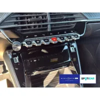 Peugeot 2008, 2022, МКПП, пробег 10860 км