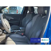 Peugeot 2008, 2022, МКПП, пробег 10860 км