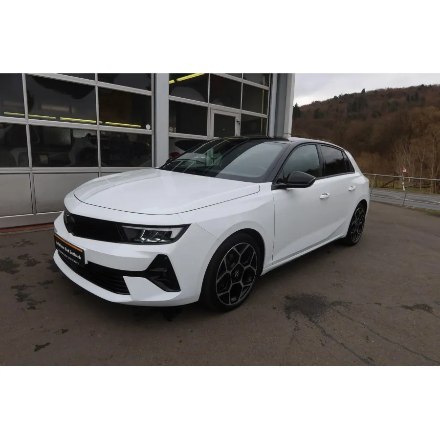 Opel Astra, 2023, МКПП, пробег 49900 км