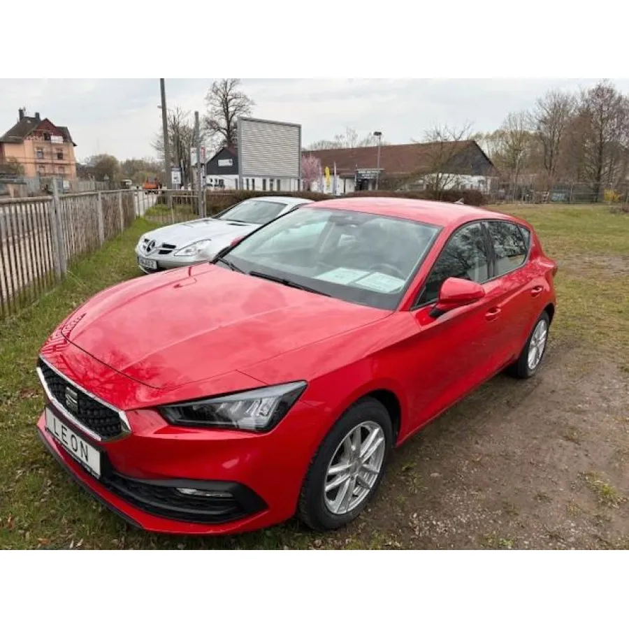 Seat Leon, 2022, МКПП, пробег 26500 км