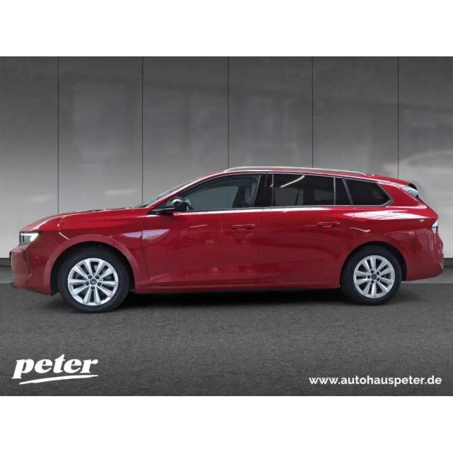 Opel Astra, 2023, МКПП, пробег 14597 км