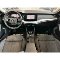 Skoda Octavia, 2023, АКПП, пробег 83485 км