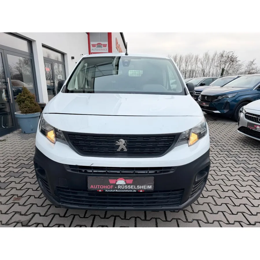 Peugeot Partner, 2021, МКПП, пробег 14000 км