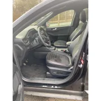 Ford Kuga, 2023, МКПП, пробег 15900 км