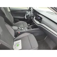 Skoda Octavia, 2022, МКПП, пробег 30300 км